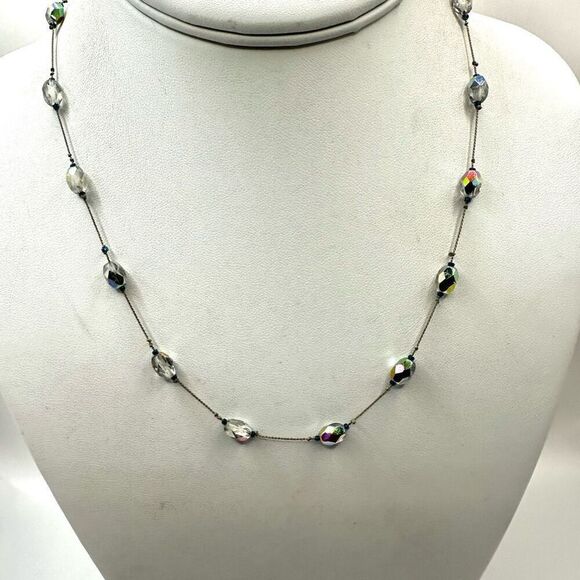 Clear beaded  necklace - Picture 3 of 8